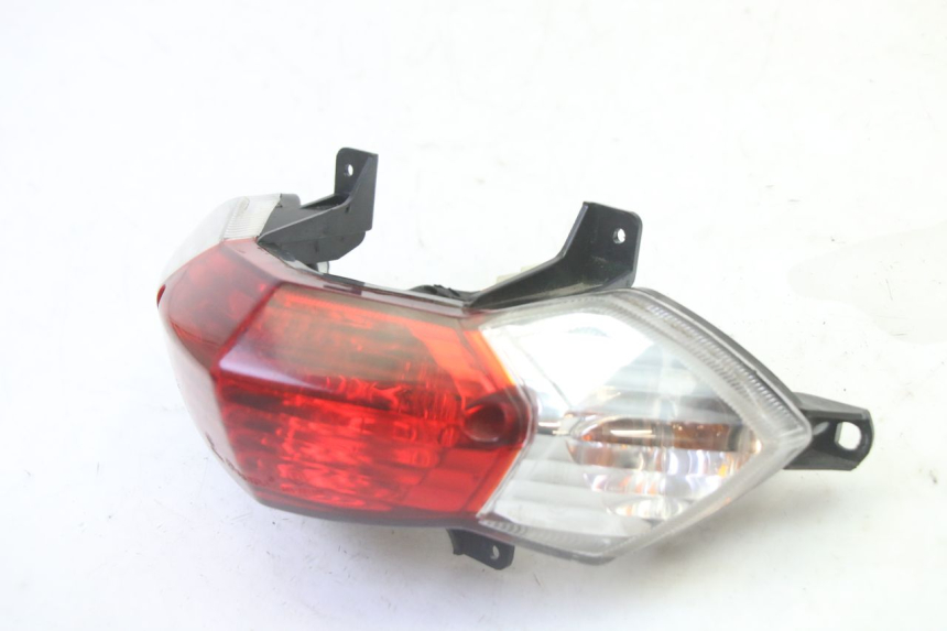 photo de Luz traseira PEUGEOT KISBEE 2T 50 (2010 - 2017) - Zoom do estado de desgaste