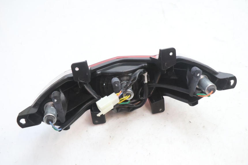 photo de Luz traseira PEUGEOT KISBEE 2T 50 (2018 - 2022) - Ampliação técnica