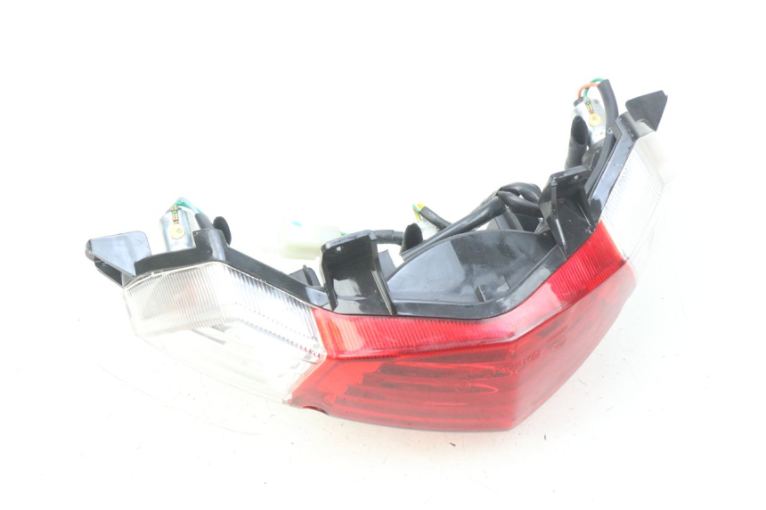 photo de Luz traseira PEUGEOT KISBEE 4T 50 (2010 - 2017) - Detalhe da peça
