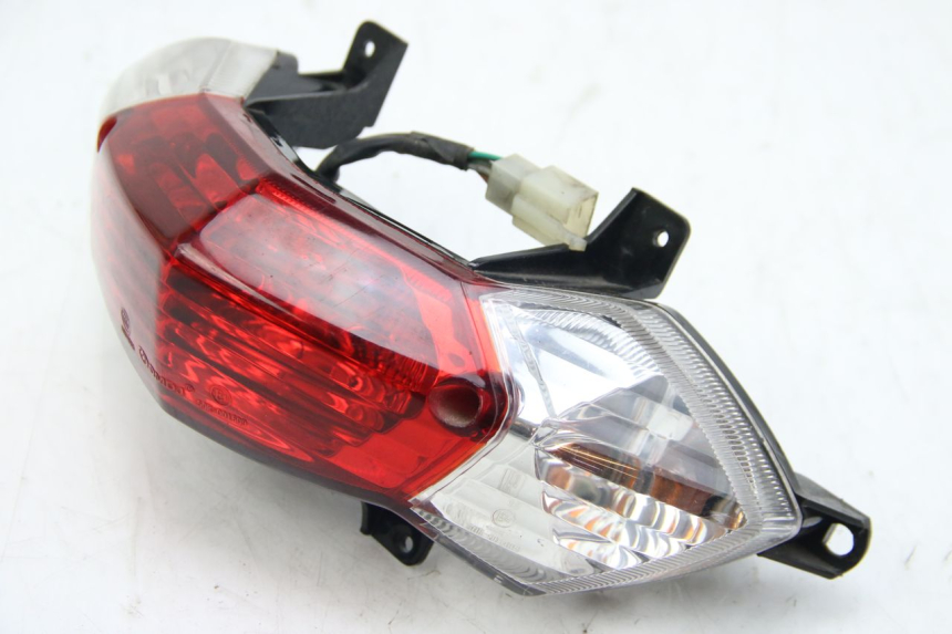 photo de Luz traseira PEUGEOT KISBEE 4T 50 (2010 - 2017) - Detalhe da peça