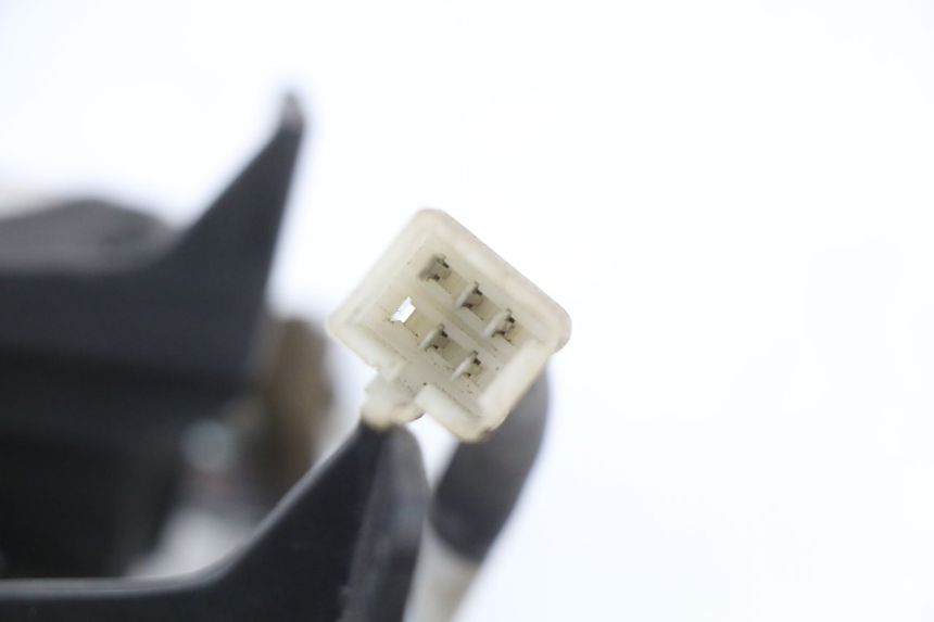 photo de Luz traseira PEUGEOT KISBEE 4T 50 (2010 - 2017) - Peça verificada