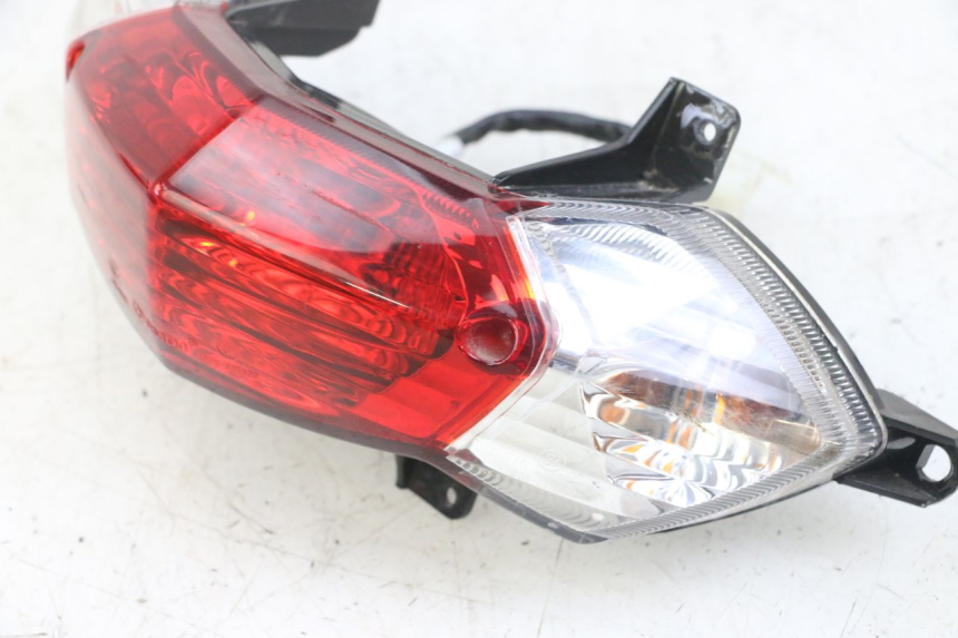 photo de Luz traseira PEUGEOT KISBEE 4T 50 (2018 - 2022) - Pontos de fixação