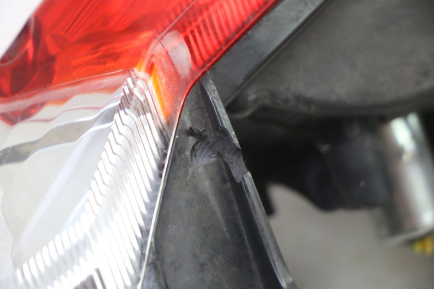 photo de Luz traseira PEUGEOT KISBEE 4T 50 (2018 - 2022) - Pontos de fixação