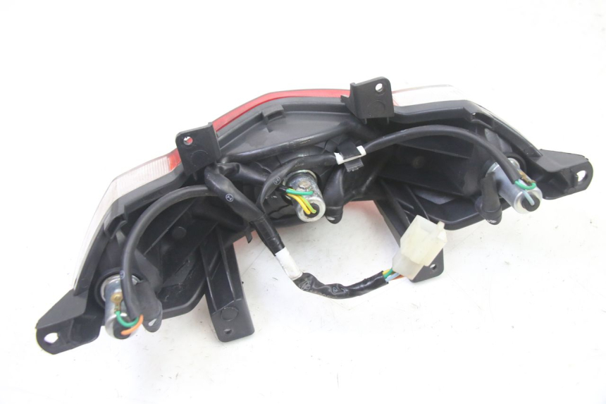 photo de Luz traseira PEUGEOT KISBEE 4T 50 (2018 - 2022) - Peça verificada