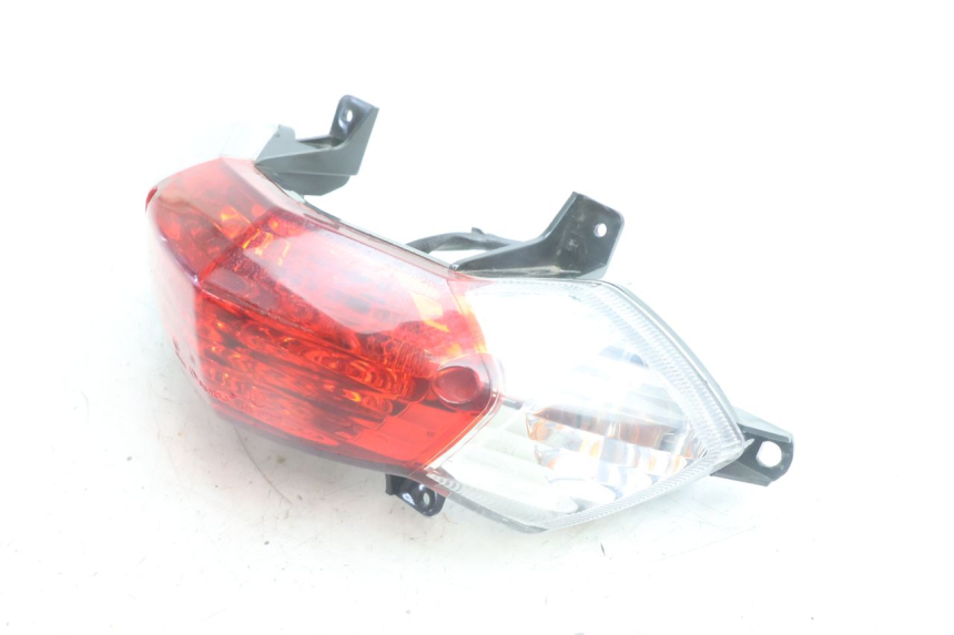photo de Luz traseira PEUGEOT KISBEE 4T 50 (2010 - 2017) - Outro ângulo de visão