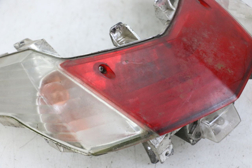 photo de Luz traseira KYMCO DINK 4T 50 (2007 - 2018) - Vista do produto