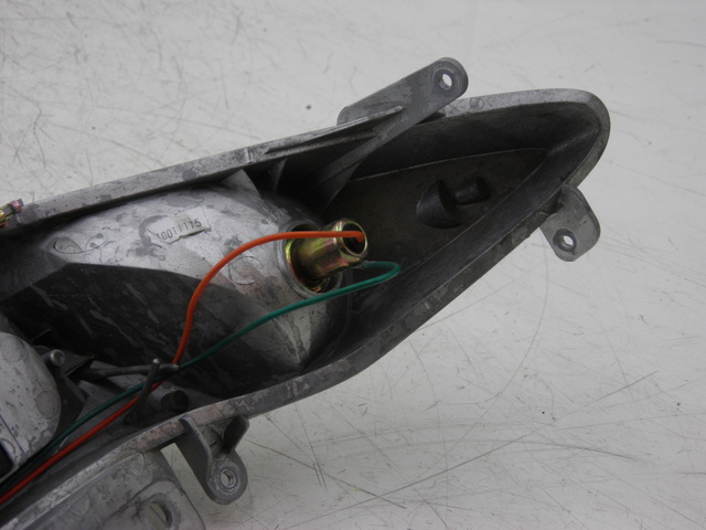 photo de Luz traseira KYMCO XCITING RI ABS 500 (2010) - Detalhe da peça