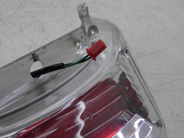 photo de Luz traseira KYMCO XCITING RI ABS 500 (2010) - Detalhes característicos