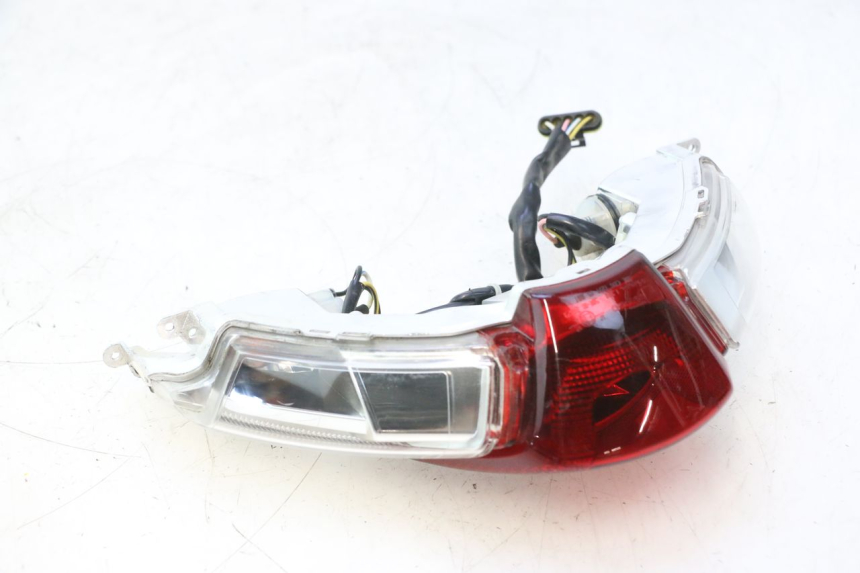 photo de Luz traseira PIAGGIO LIBERTY IGET 4T 50 (2015 - 2020) - Pontos de fixação