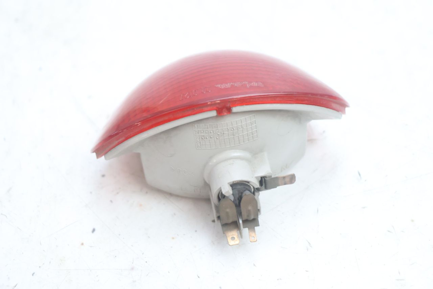 photo de LUZ TRASEIRA PIAGGIO LIBERTY 50 (1998 - 2003) - Outro ângulo de visão