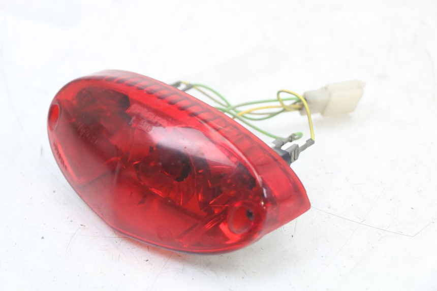 photo de Luz traseira PEUGEOT LUDIX 50 (2005 - 2007) - Zoom do estado de desgaste