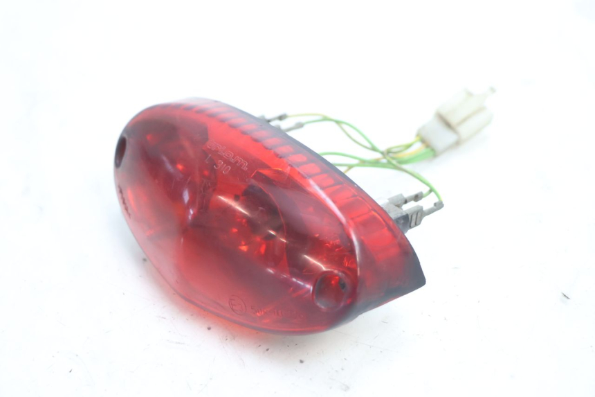 photo de Luz traseira PEUGEOT LUDIX ONE 50 (2004 - 2013) - Zoom do estado de desgaste