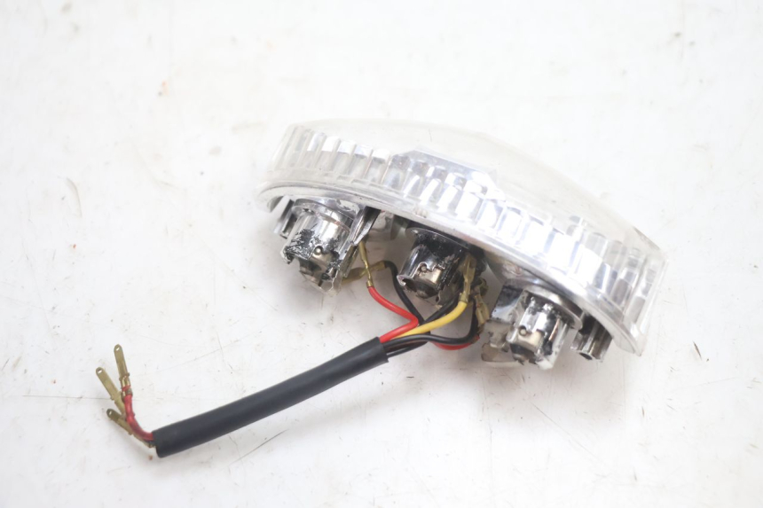 photo de LUZ TRASEIRA PEUGEOT LUDIX SNAKE 2T 50 (2004 - 2014) - Vista geral