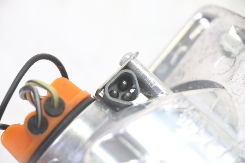 photo de Luz traseira PIAGGIO LXV 4T 50 (2009 - 2013) - Pontos de fixação