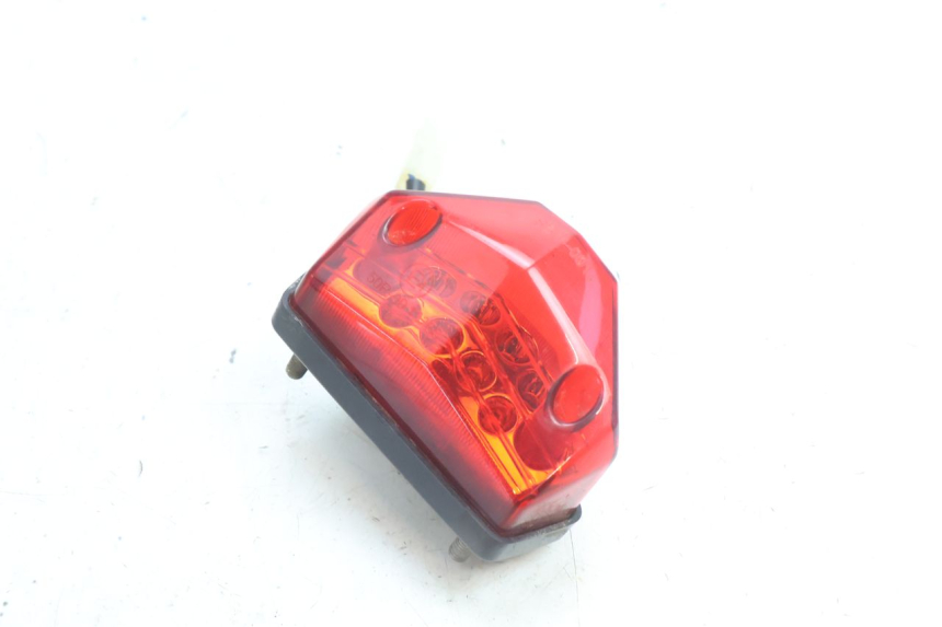 photo de LUZ TRASEIRA RIEJU MRT PRO SUPERMOTARD 50 (2007 - 2018) - Vista principal