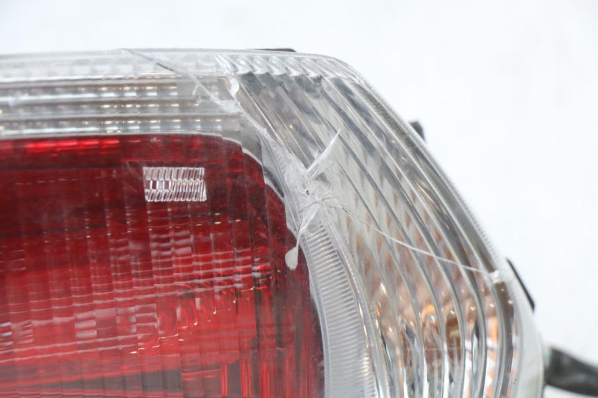 photo de Luz traseira MBK MW TRYPTIK 125 (2014 - 2016) - Estado da superfície
