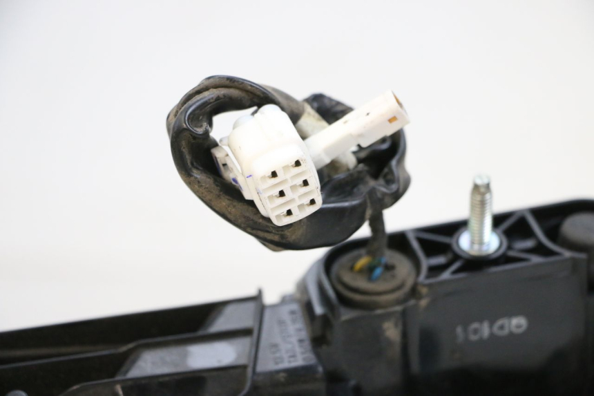photo de Luz traseira YAMAHA NEO'S CORE 1 (2022 - 2026) - Vista geral