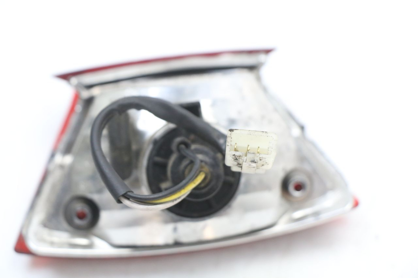 photo de Luz traseira PIAGGIO NEW TYPHOON 50 (2018 - 2021) - Pontos de fixação