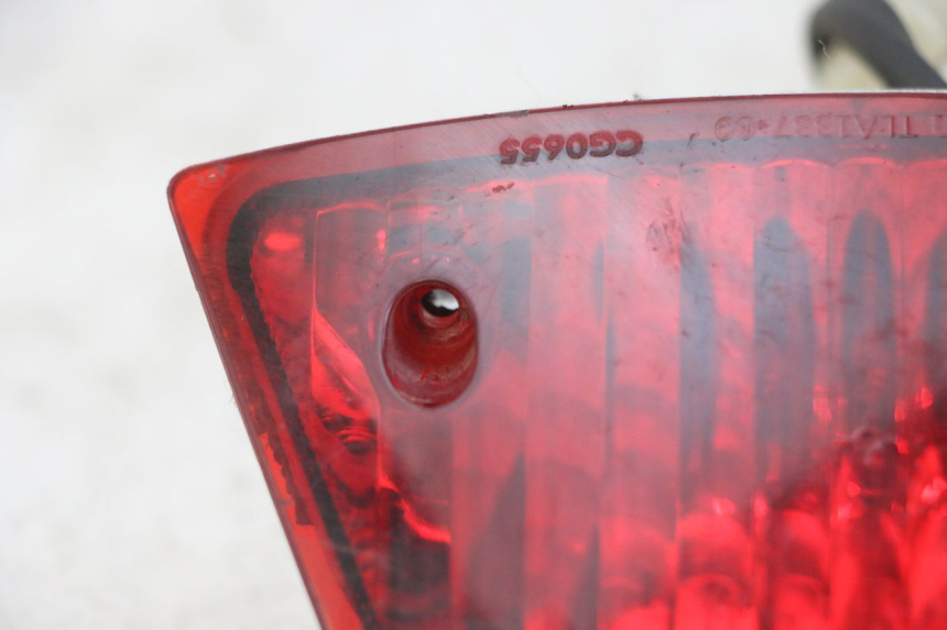 photo de Luz traseira PIAGGIO NEW TYPHOON 50 (2018 - 2021) - Zoom do estado de desgaste