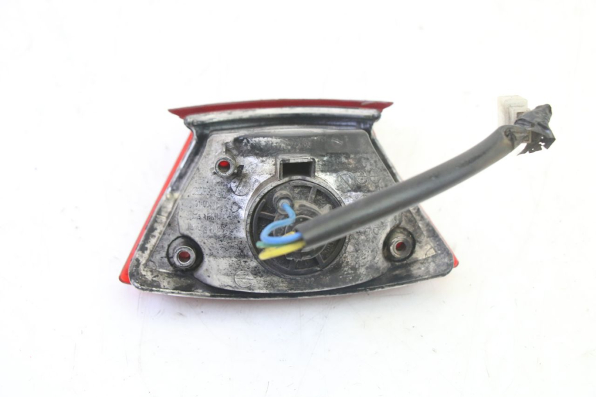 photo de Luz traseira PIAGGIO NEW TYPHOON 50 (2010 - 2017) - Pontos de fixação
