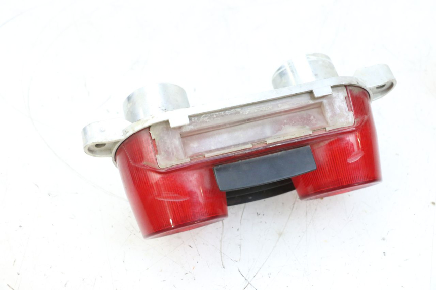 photo de Luz traseira HONDA NSR R 125 (1994 - 2003) - Zoom do estado de desgaste