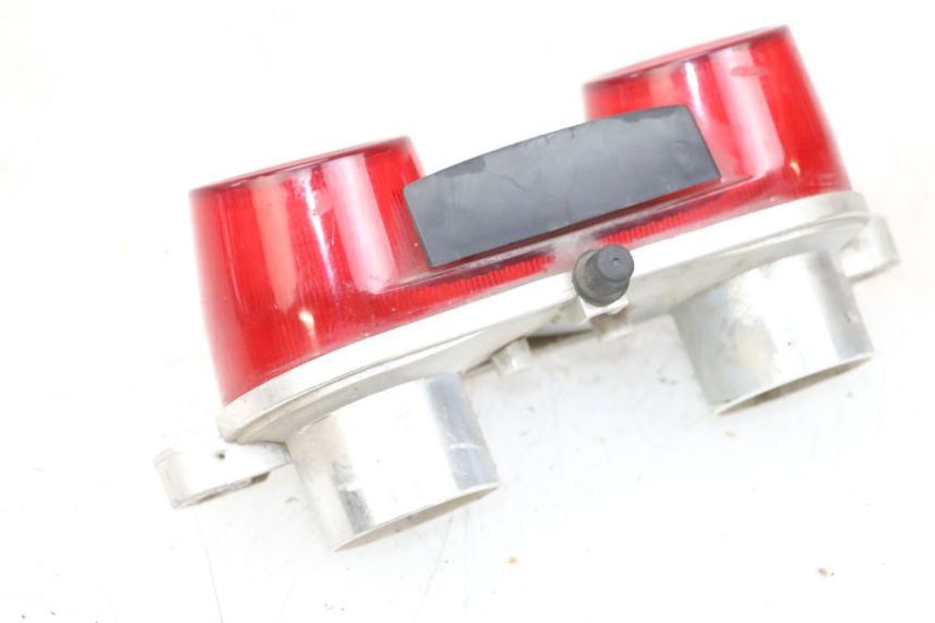 photo de Luz traseira HONDA NSR R 125 (1994 - 2003) - Pontos de fixação