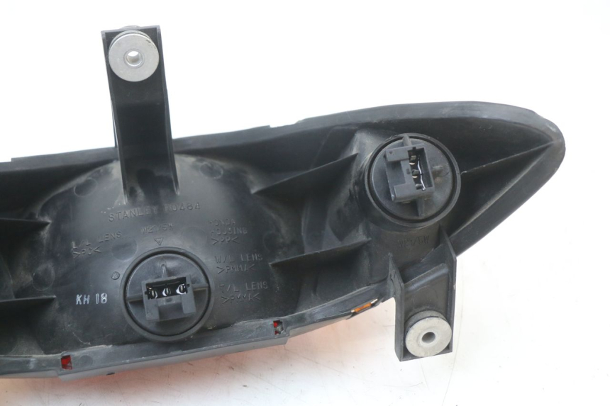 photo de Luz traseira HONDA NTV DEAUVILLE 650 (1998 - 2001) - Marcações e referências