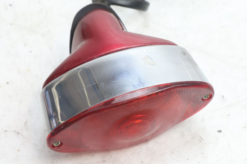 photo de Luz traseira JM MOTORS OLDIES 4T 50 (2010 - 2020) - Zoom do estado de desgaste