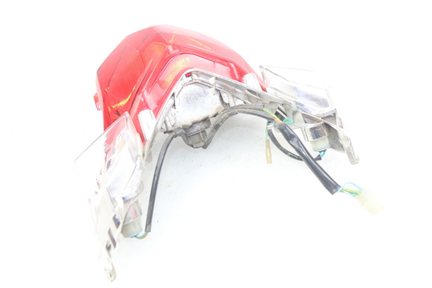 photo de Luz traseira SYM ORBIT III 3 4T 50 (2018 - 2021) - Pontos de fixação
