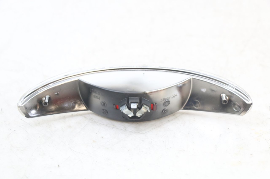 photo de Luz traseira PEUGEOT ELYSTAR 50 (2002 - 2014) - Outro ângulo de visão