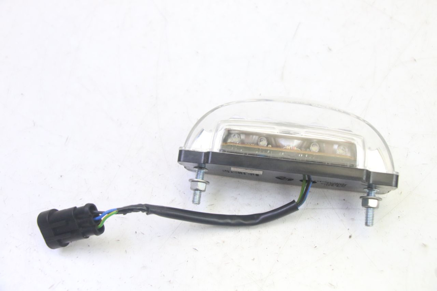 photo de Luz traseira LIGIER PULSE 3 1 (2014 - 2020) - Zoom do estado de desgaste