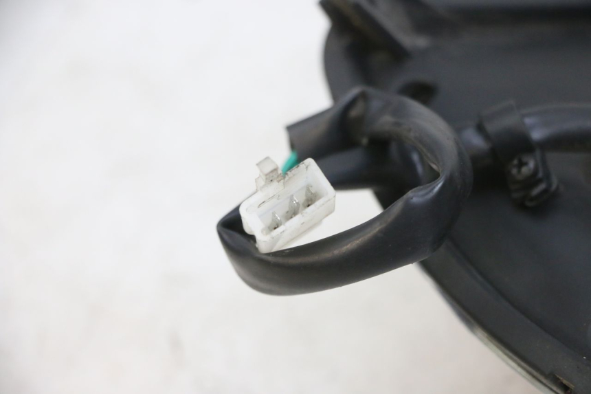 photo de Luz traseira EFUN PUSA 1 - Pontos de fixação