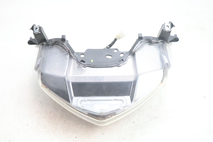 photo de LUZ TRASEIRA JM MOTORS R-MAX TECH 50 (2024 - 2026) - Pontos de fixação