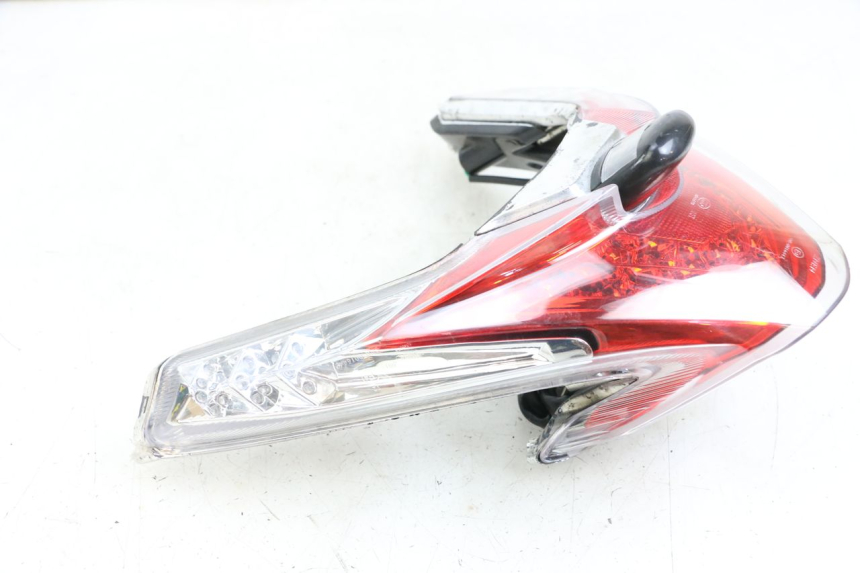 photo de Luz traseira EUROCKA R8 4T 50 (2013 - 2022) - Detalhes característicos