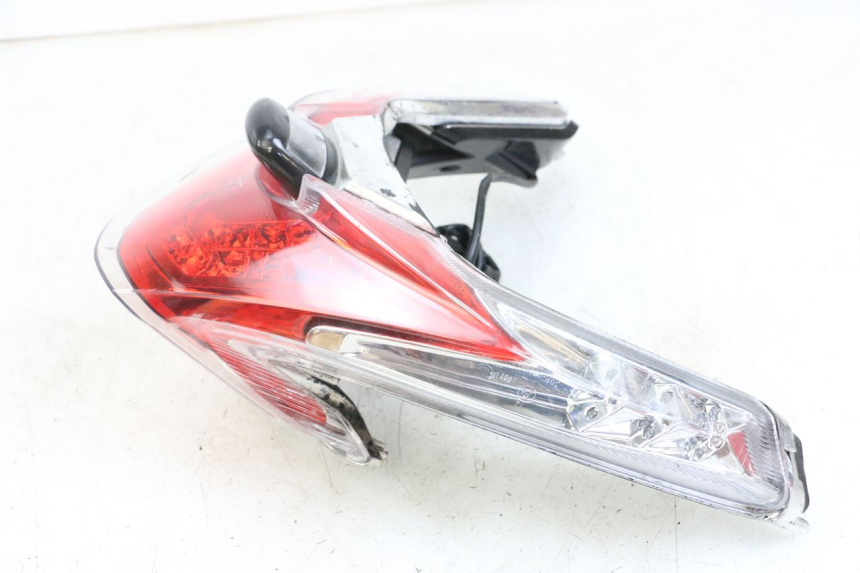 photo de Luz traseira EUROCKA R8 4T 50 (2013 - 2022) - Marcações e referências