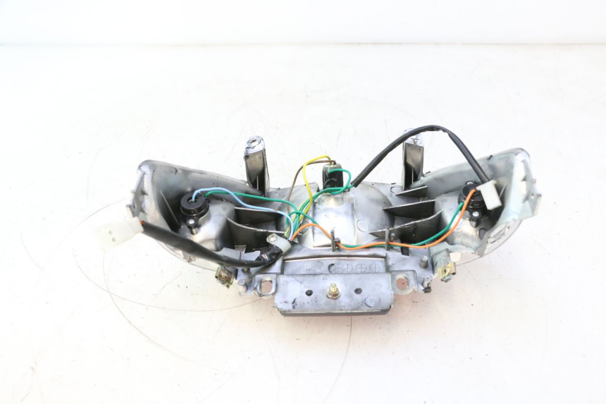 photo de Luz traseira TNT MOTOR ROMA 12' 2T 50 (2007 - 2018) - Estado da superfície
