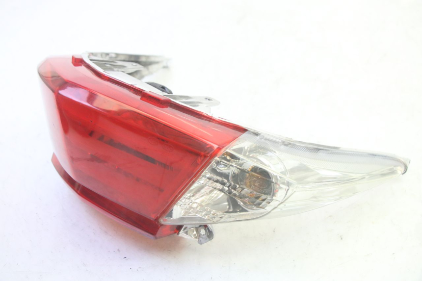 photo de Luz traseira JM MOTORS SANTANA EVO 50 (2024 - 2026) - Outro ângulo de visão