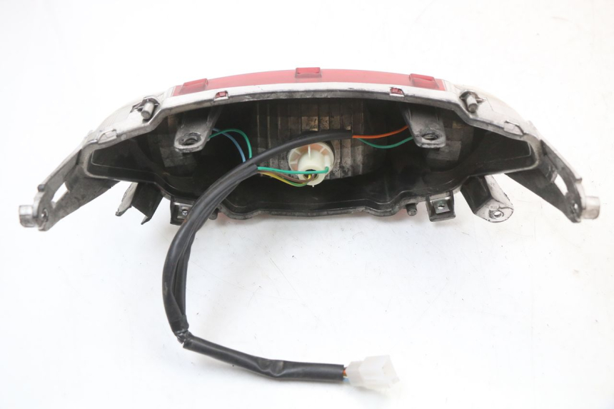 photo de Luz traseira JM MOTORS SANTANA 50 (2014 - 2023) - Pontos de fixação