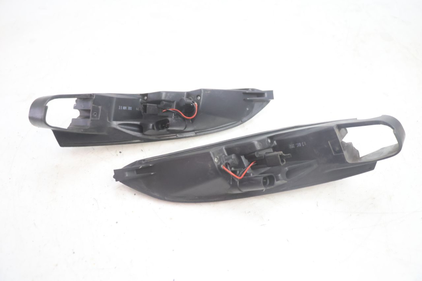 photo de LUZ TRASEIRA PEUGEOT SATELIS 125 (2013 - 2018) - Peça verificada