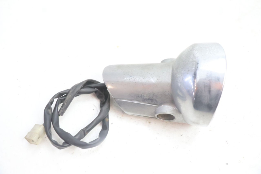 photo de Luz traseira APRILIA SCARABEO GT 125 (1999 - 2007) - Zoom do estado de desgaste