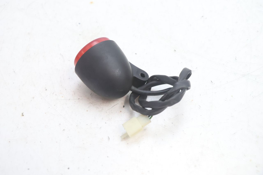 photo de Luz traseira MASH SEVENTY FIVE 125 (2013 - 2021) - Ampliação técnica