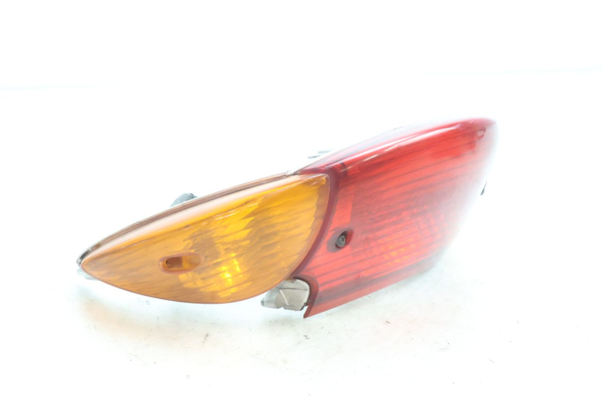 photo de LUZ TRASEIRA HONDA SH 125 (2001 - 2003) - Detalhe da peça