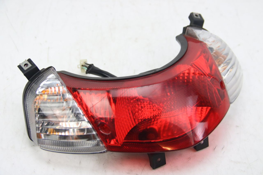 photo de Luz traseira SUZUKI SIXTEEN 125 (2008 - 2010) - Vista principal