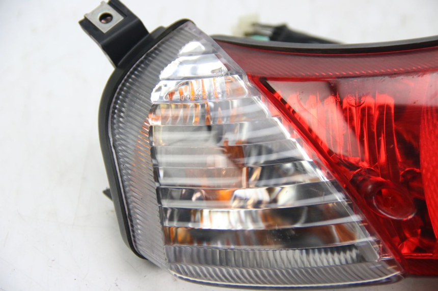 photo de Luz traseira SUZUKI SIXTEEN 125 (2008 - 2010) - Vista geral