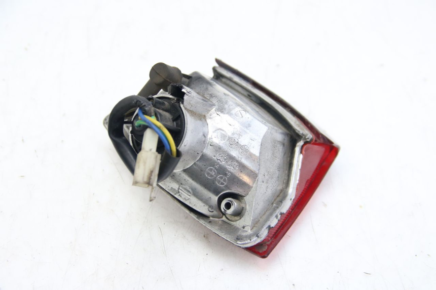 photo de Luz traseira APRILIA SR 2T 50 (2012 - 2017) - Zoom do estado de desgaste