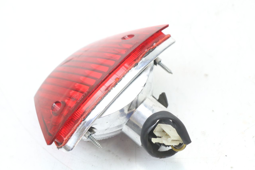 photo de Luz traseira APRILIA SR 2T 50 (2018 - 2022) - Outro ângulo de visão