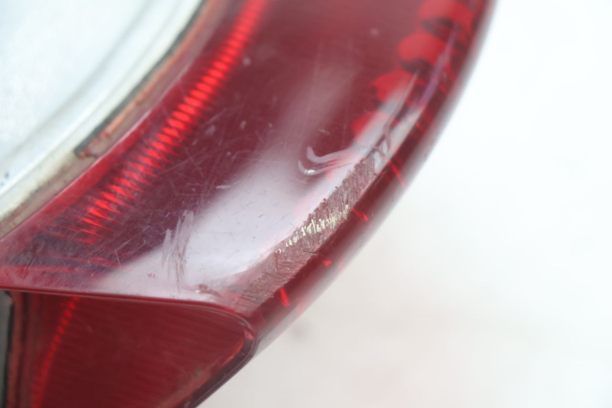 photo de Luz traseira APRILIA SR 2T 50 (2012 - 2017) - Pontos de fixação