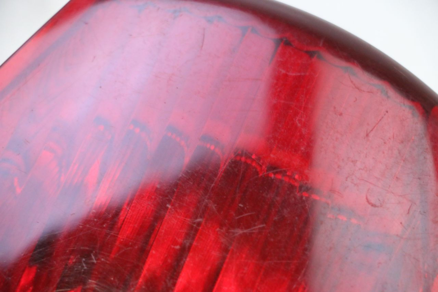 photo de Luz traseira APRILIA SR MOTARD 50 (2012 - 2018) - Outro ângulo de visão