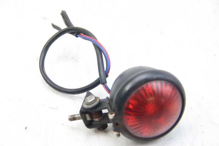 photo de Luz traseira YAMAHA SR 125 (1982 - 2003) - Zoom do estado de desgaste