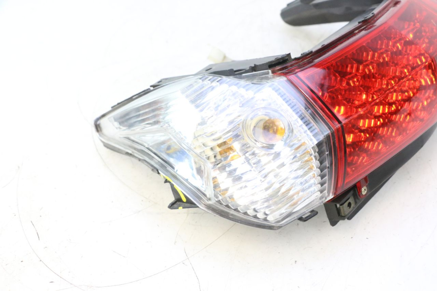 photo de Luz traseira RAZZO STEED 125 (2012 - 2018) - Detalhe da peça